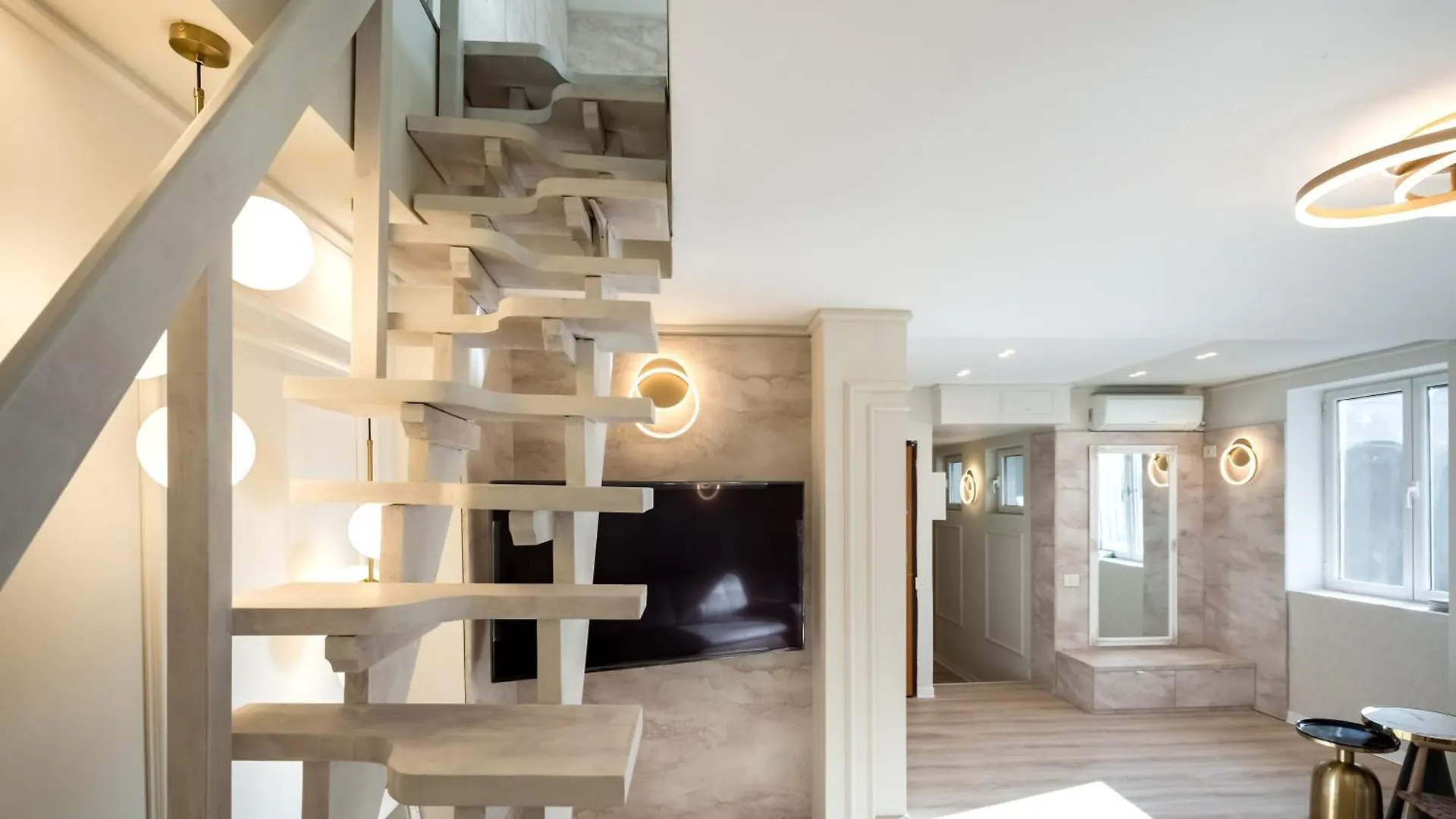 Apartment Silk Haven I Central Loft In Piata Romana Bucharest Romania